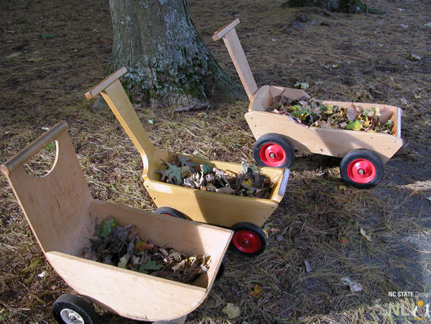 natural loose parts in wheeled toys